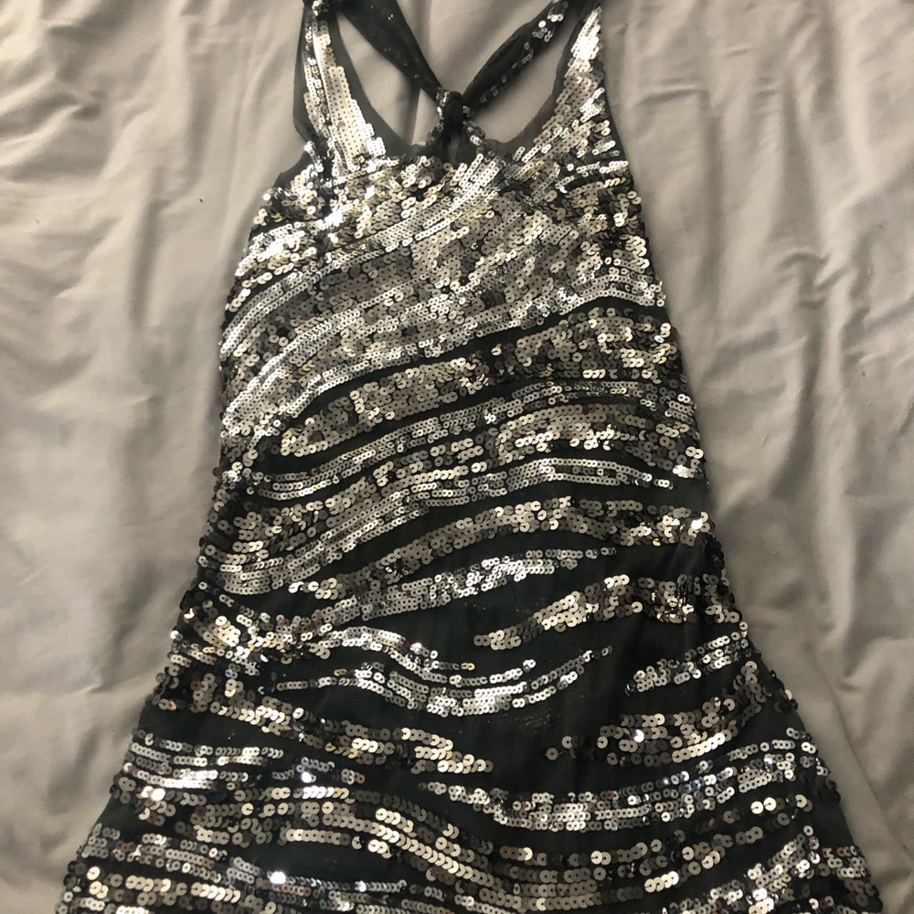 Sequence tank
